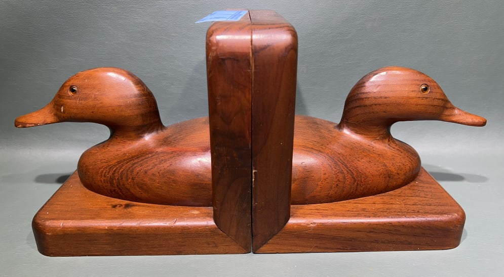 WOODEN DUCK HEAD BOOKENDS: ~