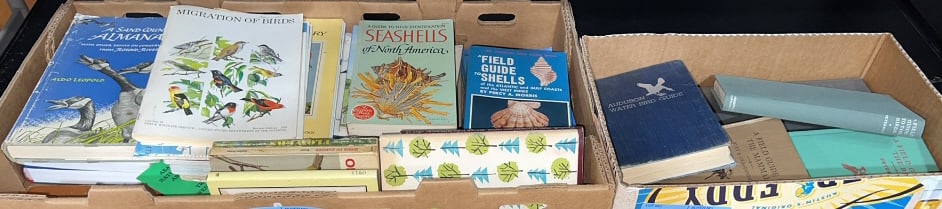 BOOKS ON BIRDS, SEASHELLS, AUDUBON, FIELD GUIDES E: FIELDS GUIDES, BIRD BOOKS