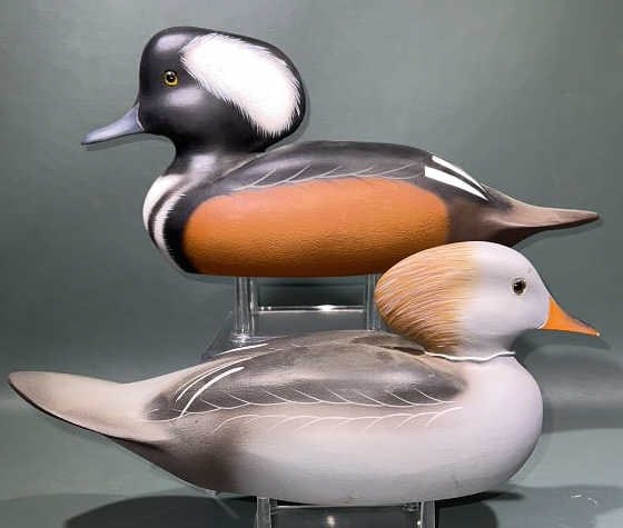 PAIR OF LL COOK HOODED MERGANZER DECOYS: HARVE DE GRACE, MD