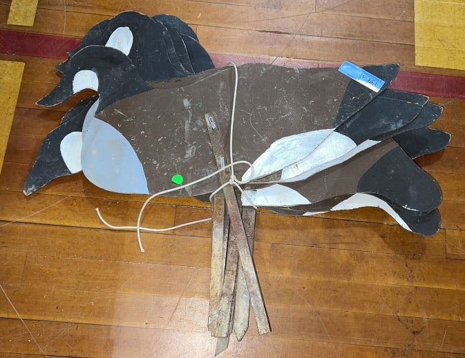 10 STICK-UP GOOSE DECOYS: ~