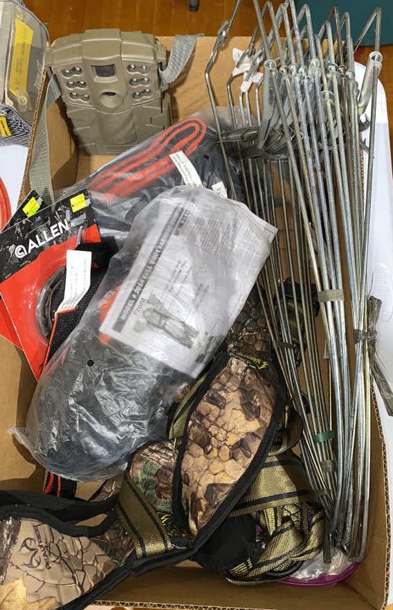 HIDE STRETCHERS, DEER CAMERA, FULL BODY HARNESSES: ~