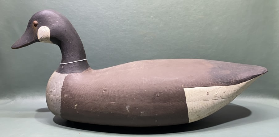 HOLLOW BODY CANADA GOOSE DECOY: ~