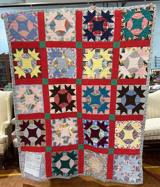 QUILT BY BESSIE BROWN AFRICAN AMERICAN HOUSEKEEPER (1 of 6)