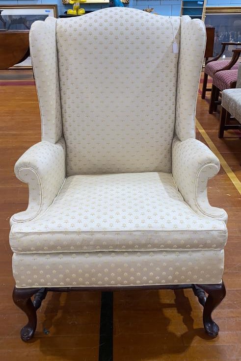 HICKORY CHAIR QA MAHOGANY WING CHAIR: ~