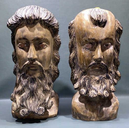 PAIR SANTOS SAINT HEADS IN CARVED WOOD (1 of 7)