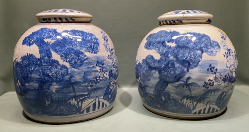 PAIR LARGE BLUE & WHITE GINGER JARS (1 of 8)