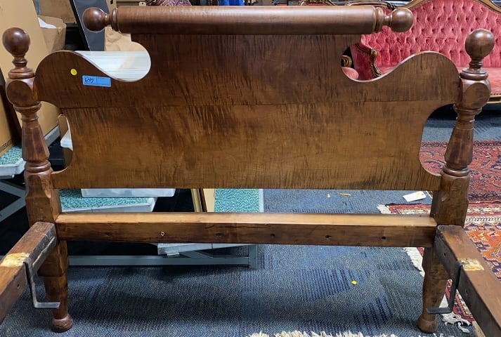 ANTIQUE TIGER MAPLE ROPE BED (1 of 5)