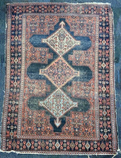 ANTIQUE HANDMADE ORIENTAL AREA RUG (1 of 5)