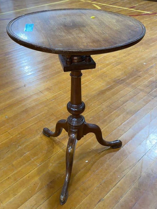 ANT WALNUT QA BIRD CAGE TILT TOP TABLE (1 of 5)