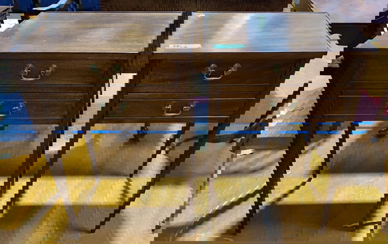 PR HENKEL HARRIS MAHOGANY 2 DRAWER STANDS (1 of 4)