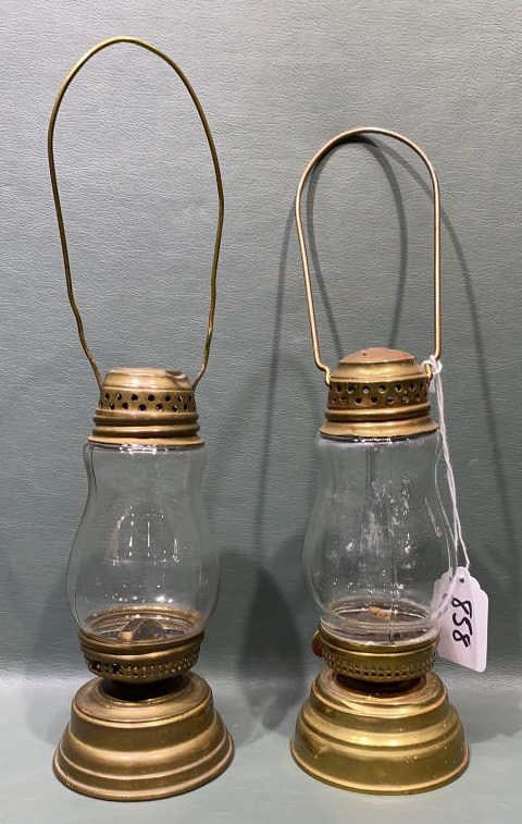 PAIR SMALL SKATERS LANTERNS (1 of 4)