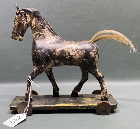 ANTQIUE CARVED WOOD HORSE PULL TOY (1 of 4)