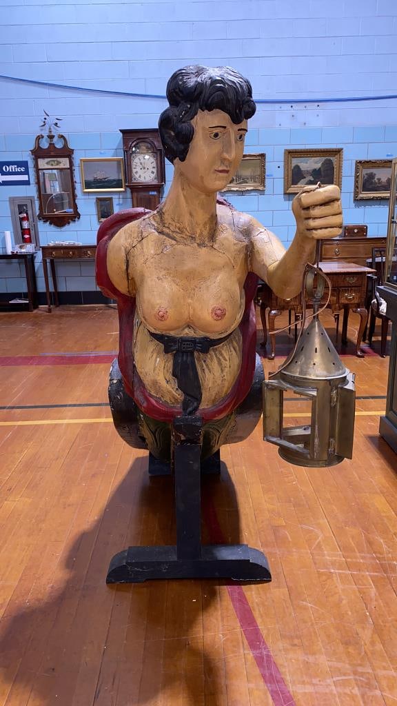 LARGE FIGUREHEAD OF WOMAN IN CARVED WOOD (1 of 13)