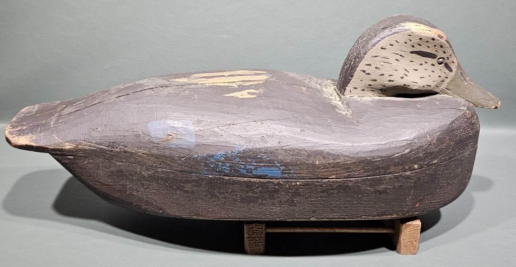 HOLLOW BODY WORKING BLACK DUCK DECOY: NEW JERSEY?