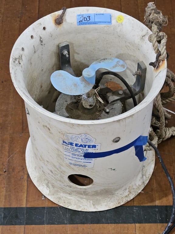 ICE EATER MODEL 750 (1 of 3)