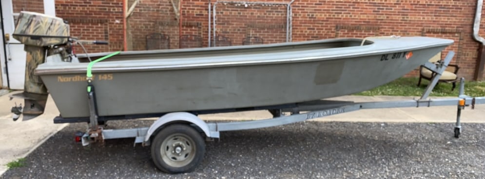 14' MIKE NORDOFF CHINCOTEAGUE SCOW W/25 HP MOTOR (1 of 10)