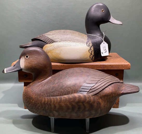 PAIR OF DECORATIVE CARVED BLUEBILL DECOYS (1 of 6)