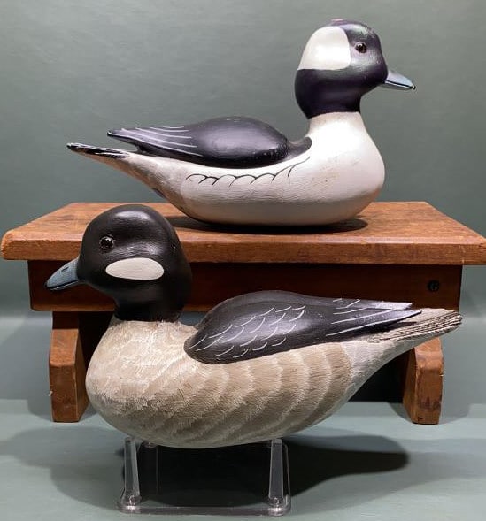 PAIR OF R T BELL BUFFLEHEAD DECOYS (1 of 5)