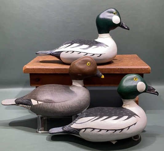3 R T BELL GOLDENEYE DECOYS (1 of 8)