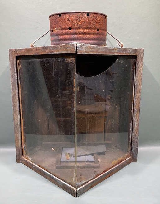 ANTIQUE GUNNING LIGHT: 17" X 15? X 13?
