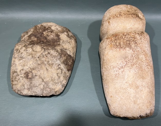 2 NATIVE AMERICAN AXE HEADS (1 of 4)