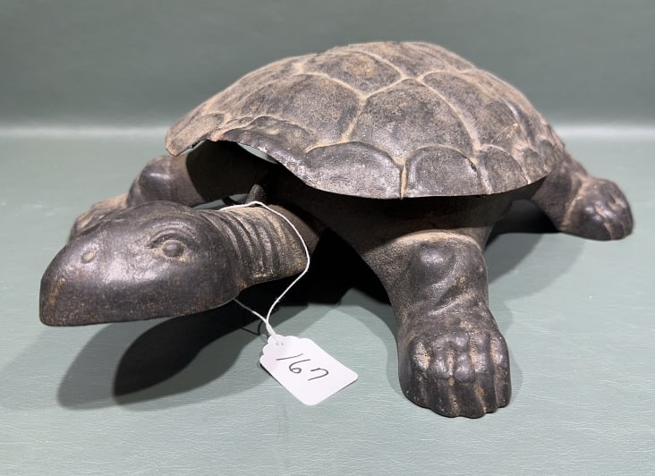 ANTIQUE CAST IRON TURTLE SPITOON (1 of 4)