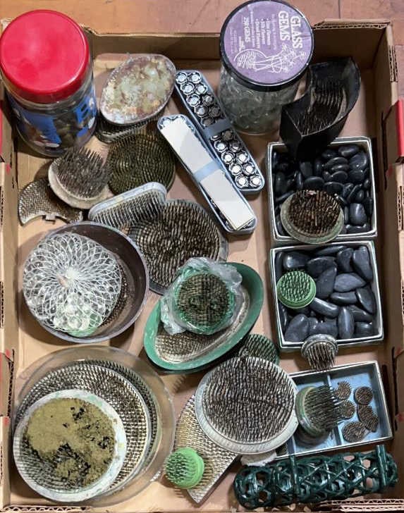 COLLECTION OF VINTAGE & ANTIQUE FLOWER FROGS (1 of 4)