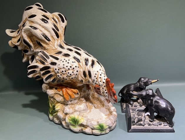 CERAMIC ROOSTER & METAL ELEPHANT BOOKENDS (1 of 5)