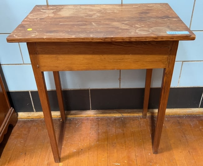 ANTIQUE PINE COUNTRY WORK TABLE/ STAND (1 of 4)