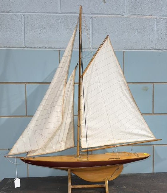 WOODEN SAILING SHIP MODEL (1 of 6)