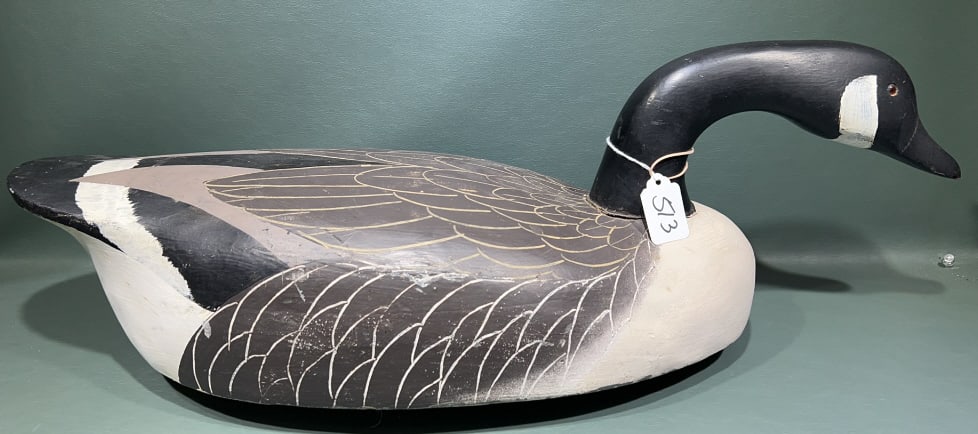 WILDFOWLER CANADA GOOSE DECOY: ~ 25-1/2" X 9-1/2