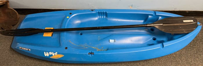 6' WAKE KAYAK & LIFETIME PADDLE