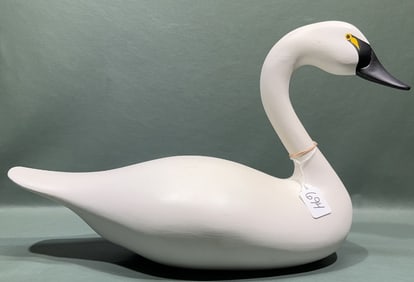 HALF SIZE BOBBY JOBES SWAN