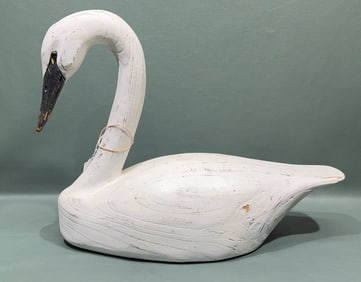 CHARLES FISH CHINCOTEAGUE, VA HALF SIZE SWAN