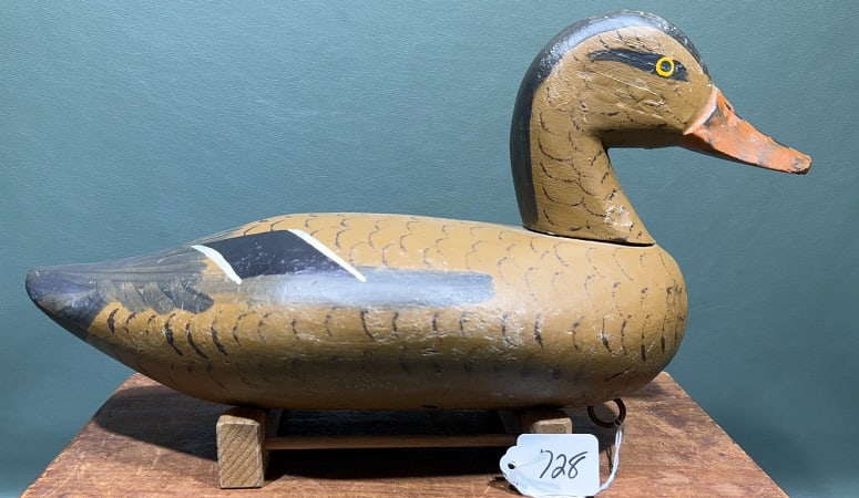 ROGER URIE MALLARD HEN DECOY: ~ 15-1/2" x 8-1/2"