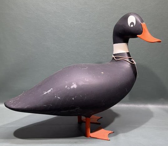 CHARLES JOBES STANDING DAFFY DUCK: ~ 17-1/2" X 13-1/2"