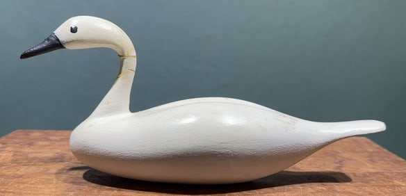 MINIATURE UPPER BAY SWAN