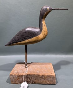 CARVED WOODEN SHORE BIRD
