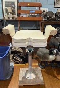 VINTAGE FIGHTING CHAIR