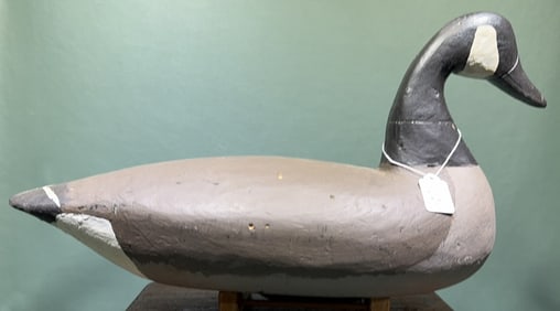 ANTIQUE VIRGINA FULL SIZE CANADA GOOSE