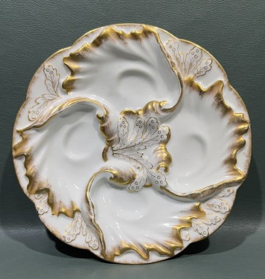 ANTIQUE HAVILAND LIMOGES OYSTER PLATE: HAND PAINTED