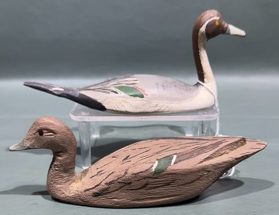 PAIR FOLK ART MINI PINTAILS: 6 1/2" LONG