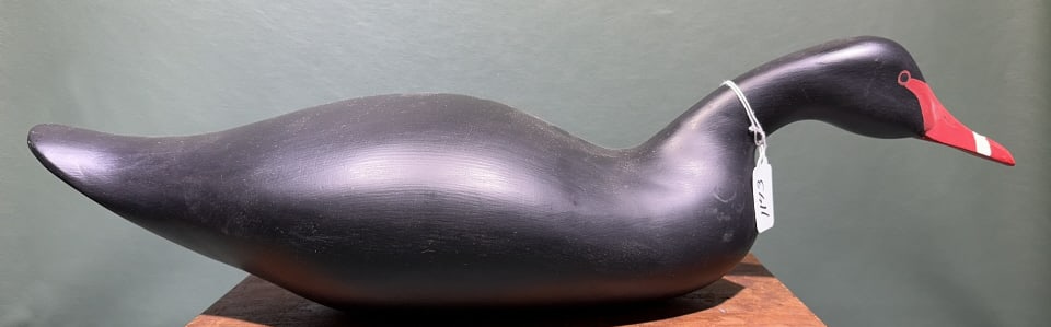 JIM PIERCE SWIMMING BLACK SWAN: 22 1/2" LONG