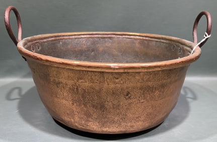 ANTIQUE COPPER BOWL W/IRON HANDLES
