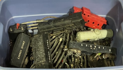 LIONEL TRAINSET & TRACK