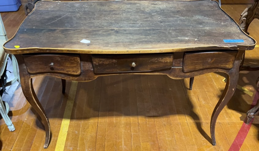 ANTIQUE FRENCH 3 DRAW DESK: 44" X 24" X28 1/2"