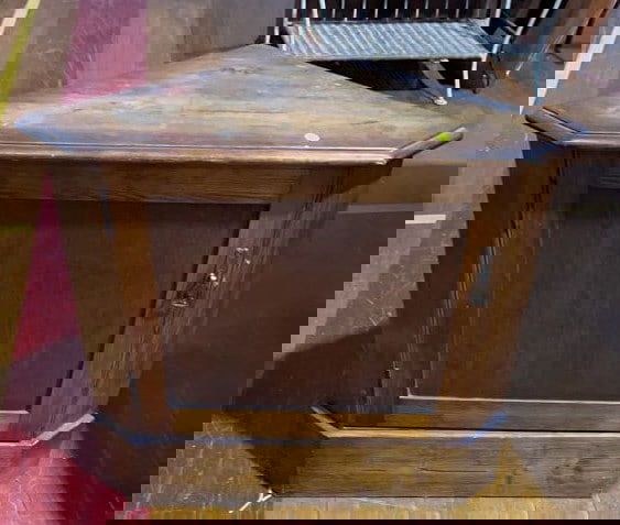 SMALL PINE 1 DOOR CORNER CUPBOARD (1 of 5)