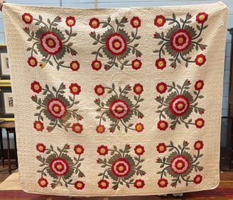 ANTIQUE HAND STICHED "ROSE OF SHARON" QUILT