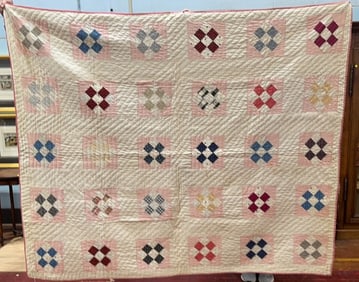 ANTIQUE HAND STICHED "CHURN DASH" QUILT