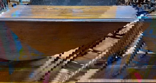 ANT. WALNUT QUEEN ANNE DROP LEAF TABLE